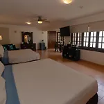 Hotel Boutique Villas Segovia Cozumel