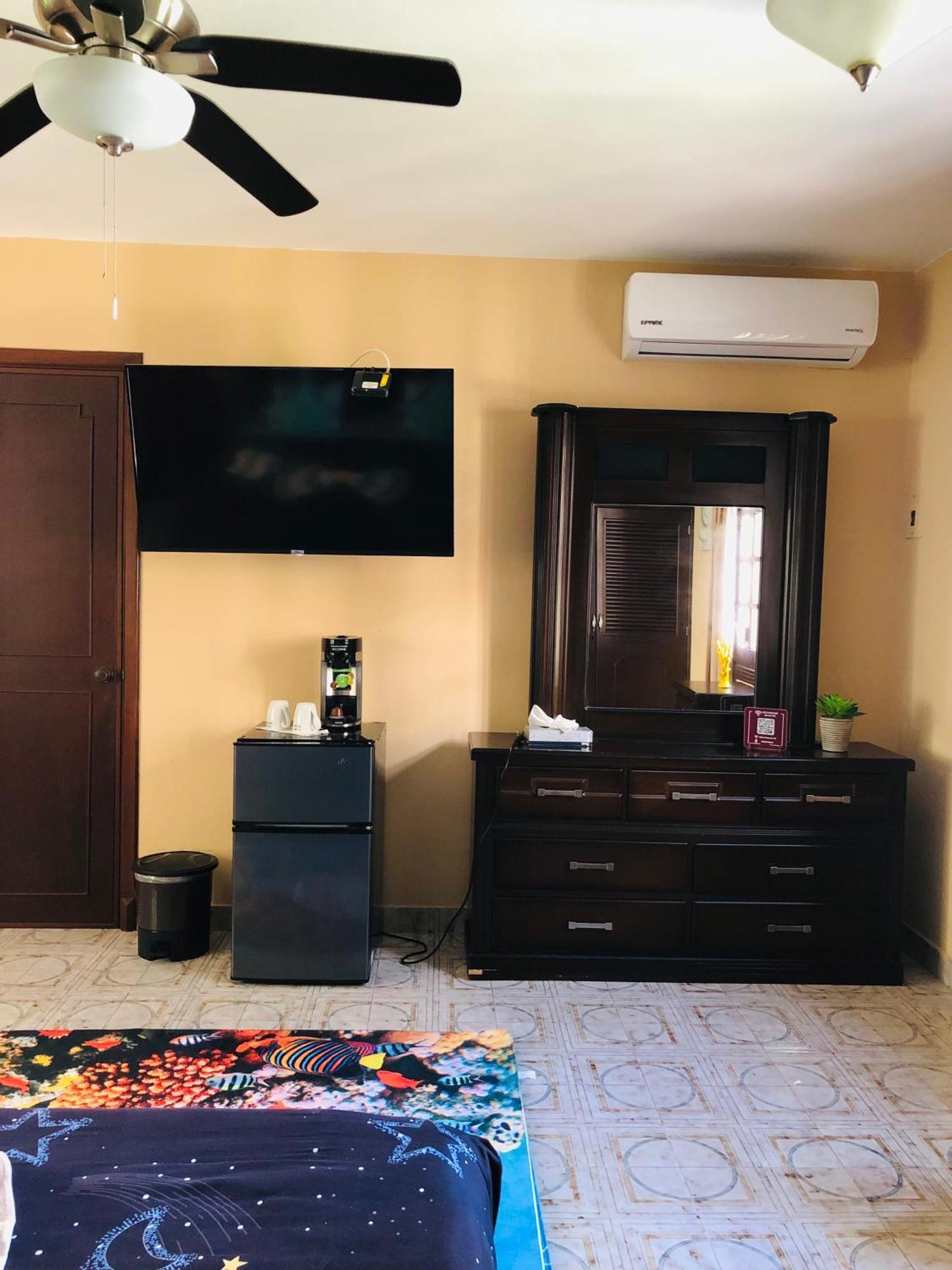 Bed & Breakfast Boutique Segovia Cozumel