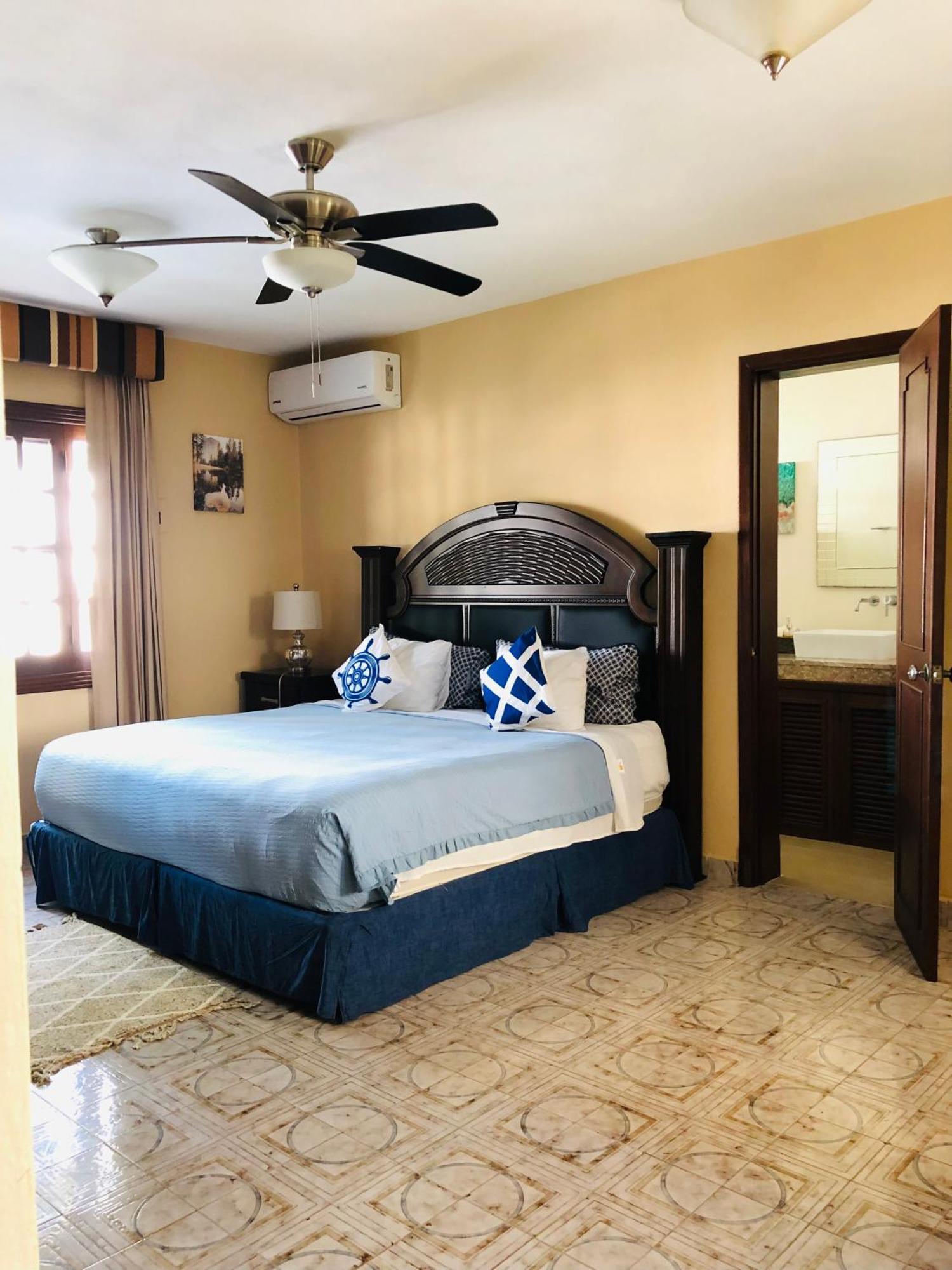 Boutique Segovia Bed & Breakfast *